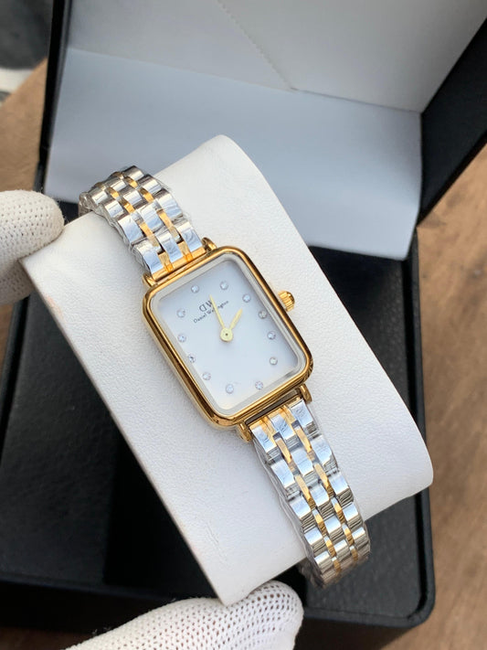 Daniel Wellington Golden Watches