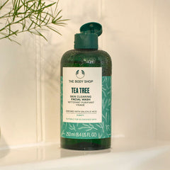 The BODY Shop Tea Tree Skin Clearing Facial Wash 250 ml